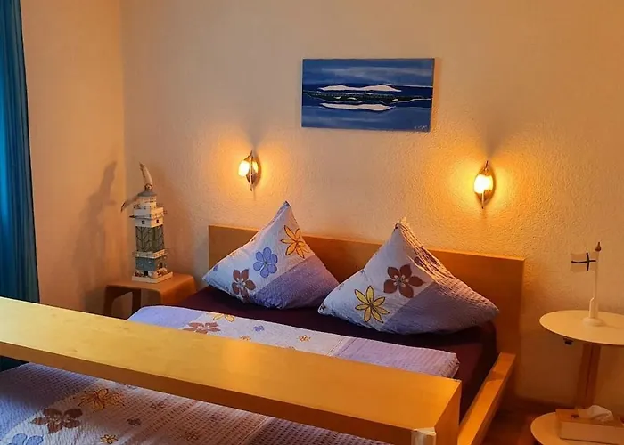 With 2 Bedrooms Prázdninový dům *