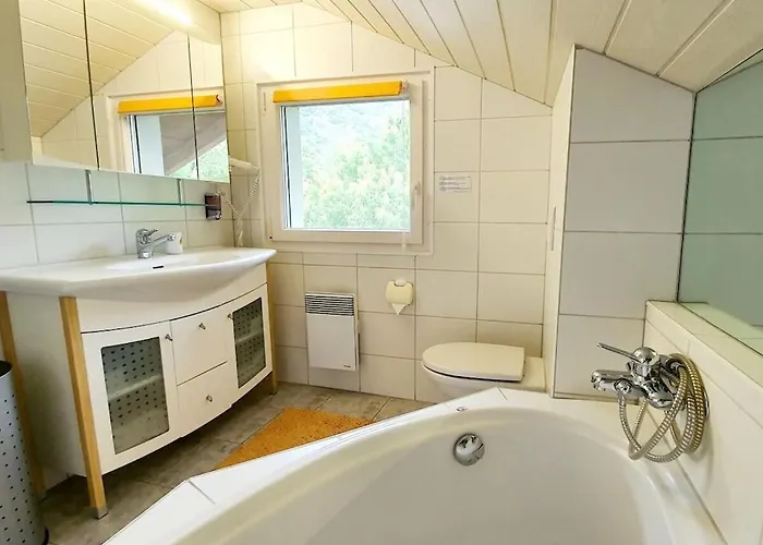 With 2 Bedrooms *
